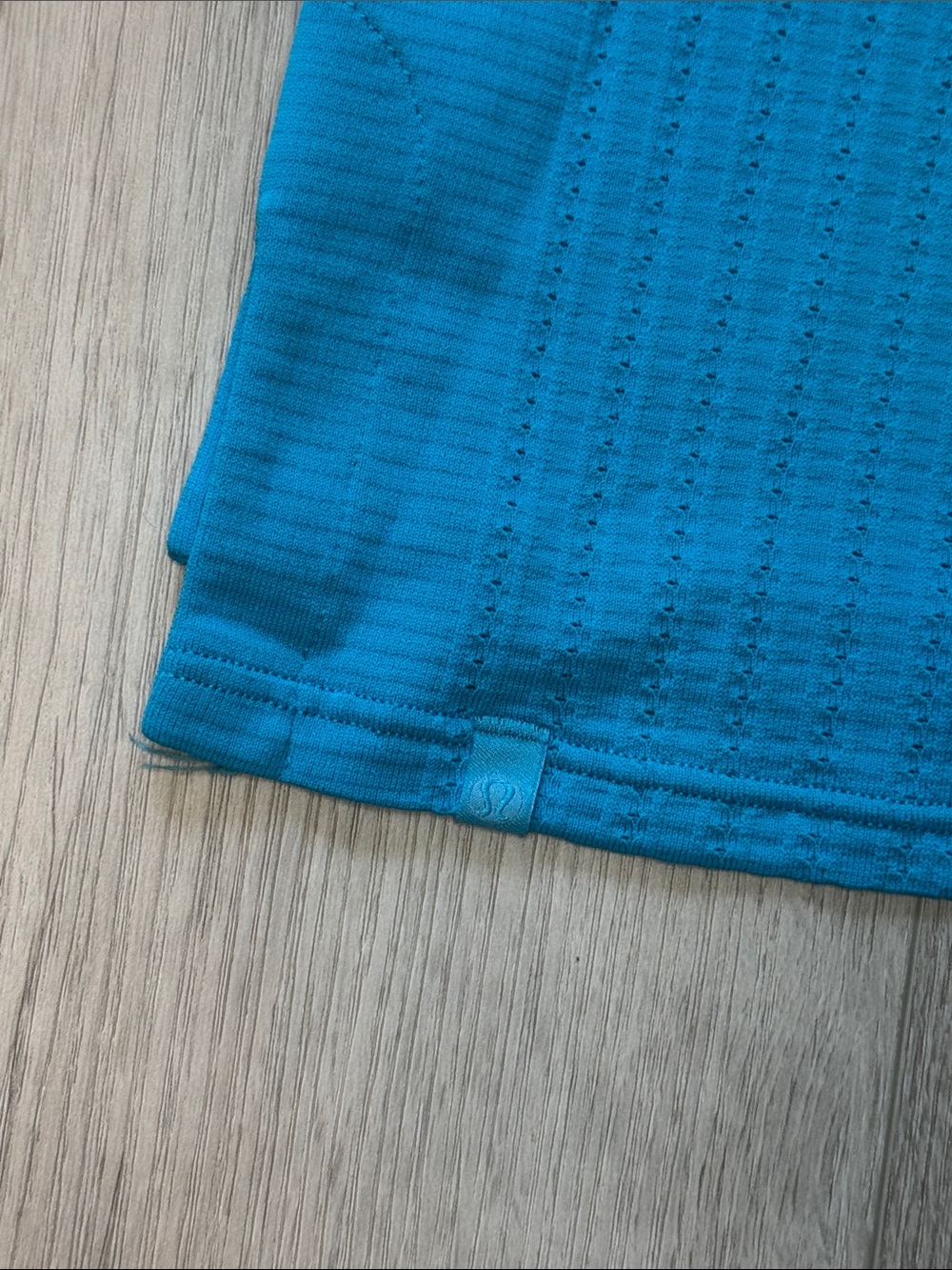 lululemon athletica cropped tee and sleeveless tank bundle women’s size 6 - Picture 3 of 5